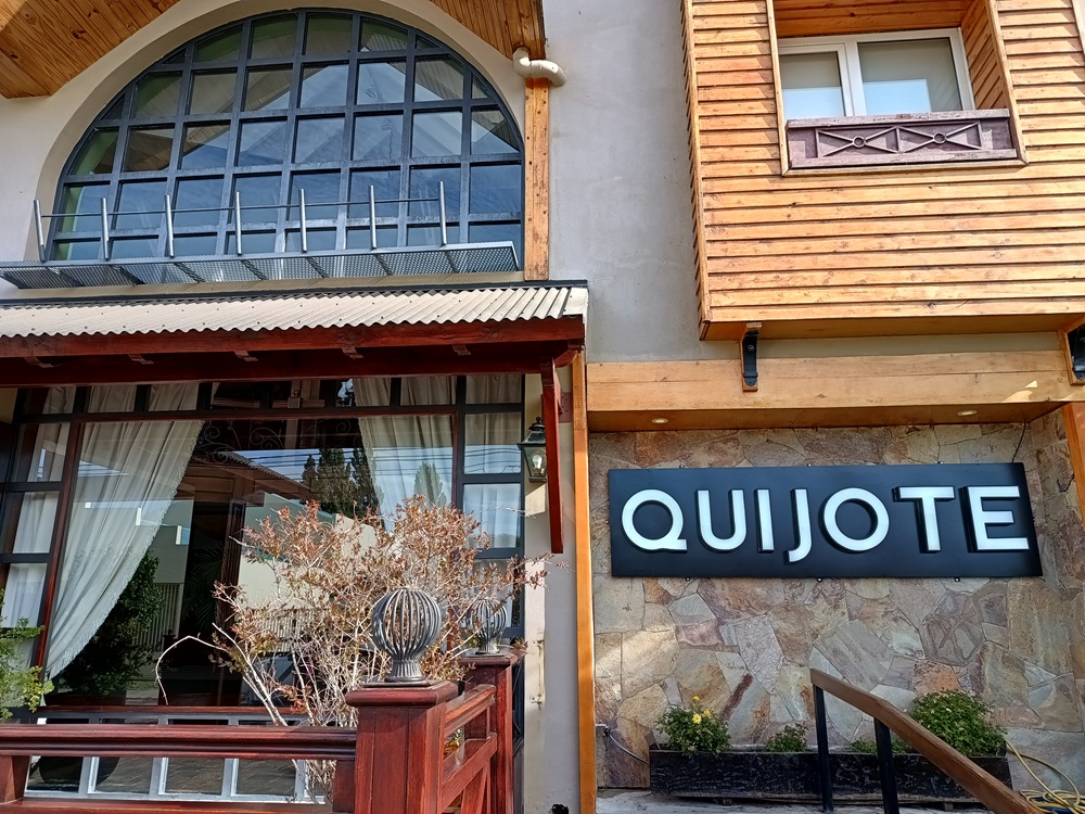 Hotel Qoujote