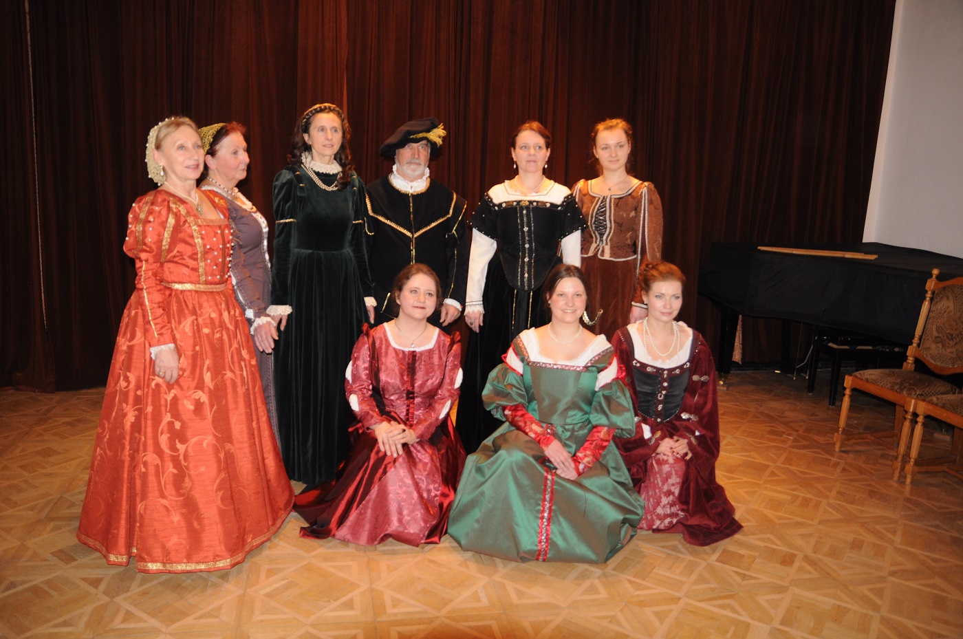 grupa taneczna w 2014