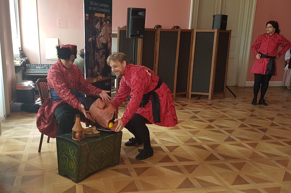 ugłaskiwanie diabła