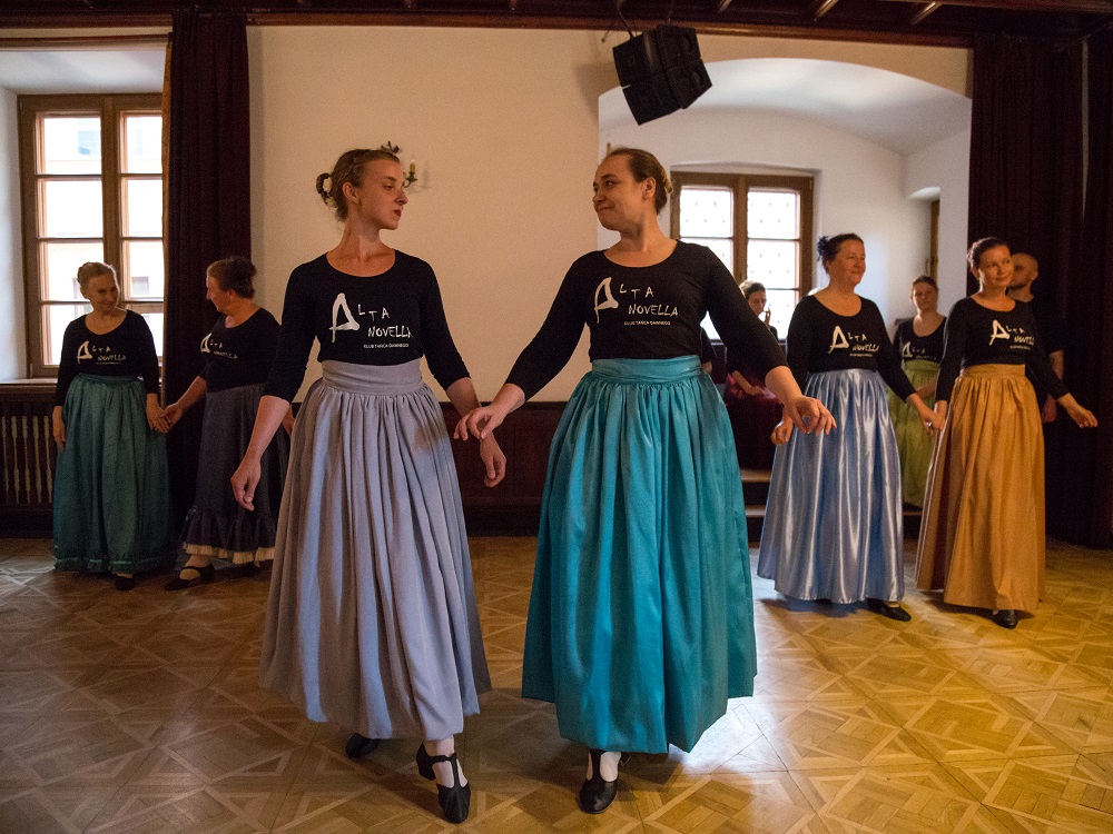 Alta Novella menuet a deux