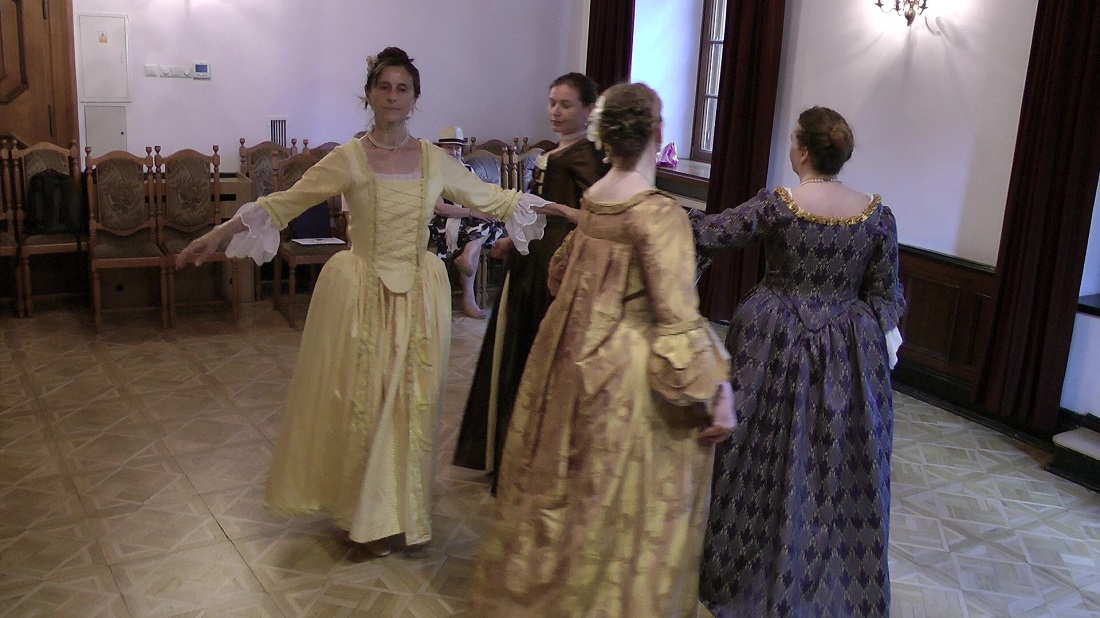 menuet -Alta Novella